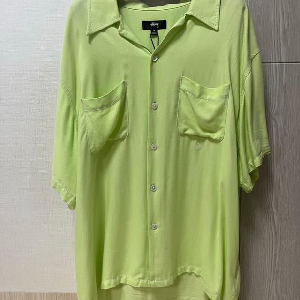 M)Stussy shirts lime