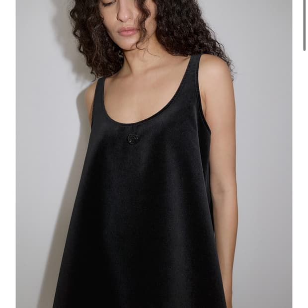 오버듀플레어 벨벳원피스