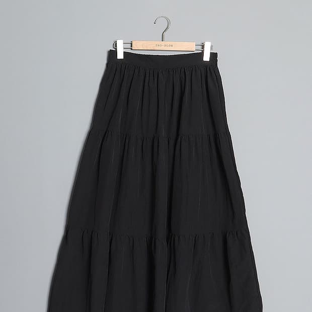 moment+ Nylon Tiered Skirt (28)