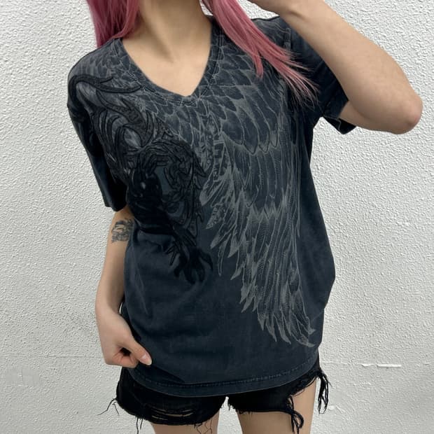 버커루 락시크맛 깃털 프린팅 딥네이비 반팔 L