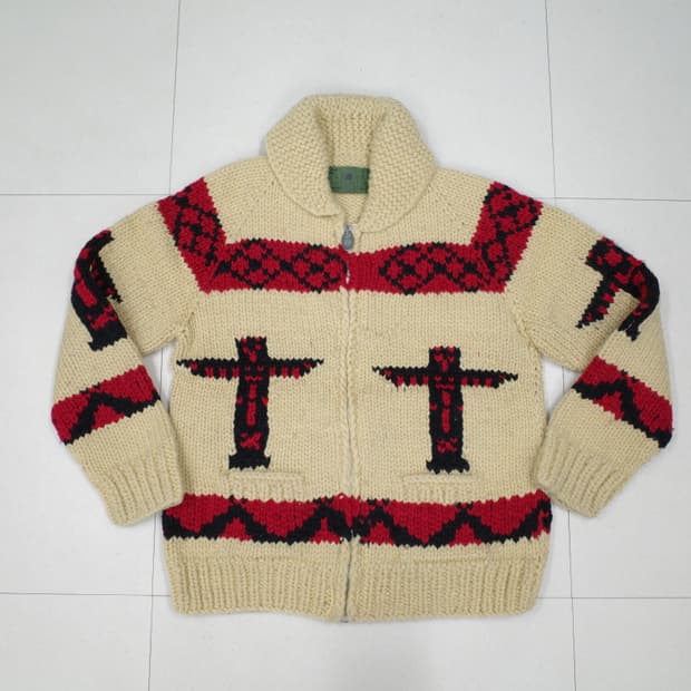 [캐나디안 스웨터] 코위찬 스웨터 (토템 패턴, 100% 울, 핸드니트)