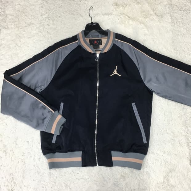 조던 나일론 새틴 자켓 CC04