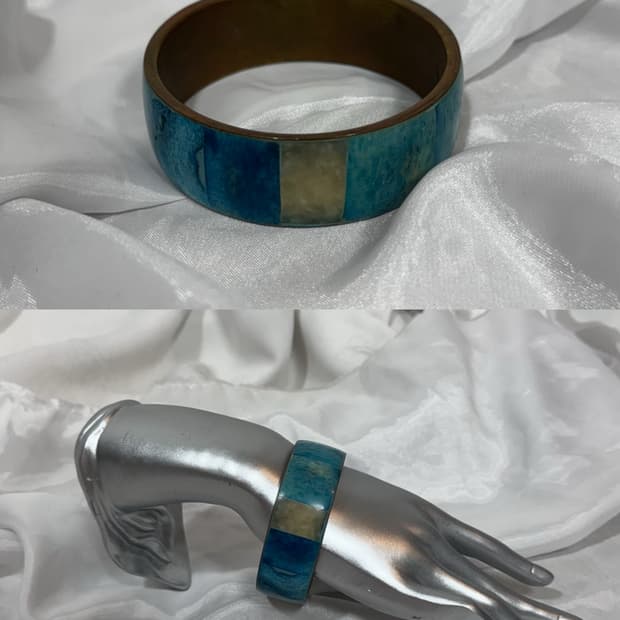blue bracelet