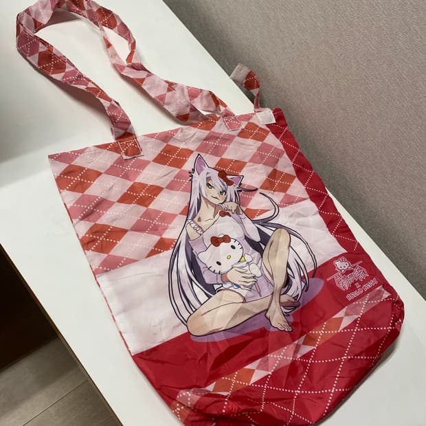 모노가타리 키티 콜라보 가방