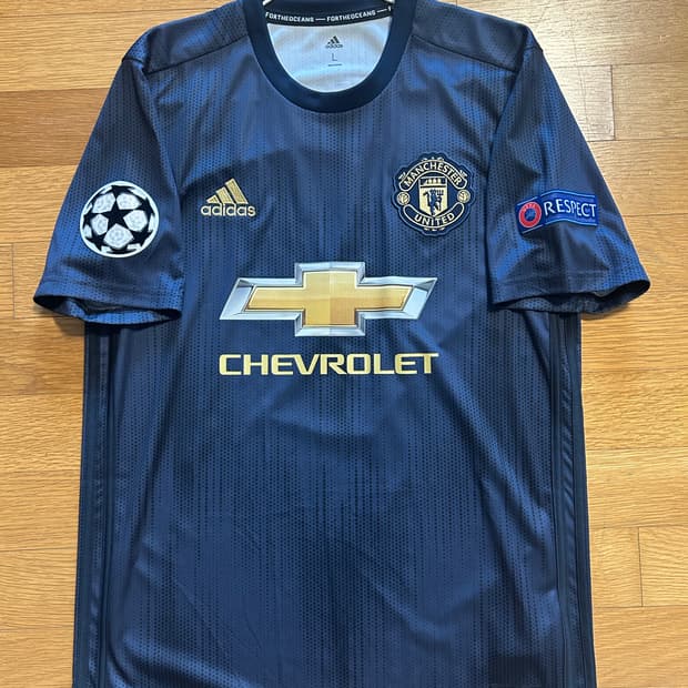 18-19 맨체스터 유나이티드 써드 반팔 (No.7 Alexis)