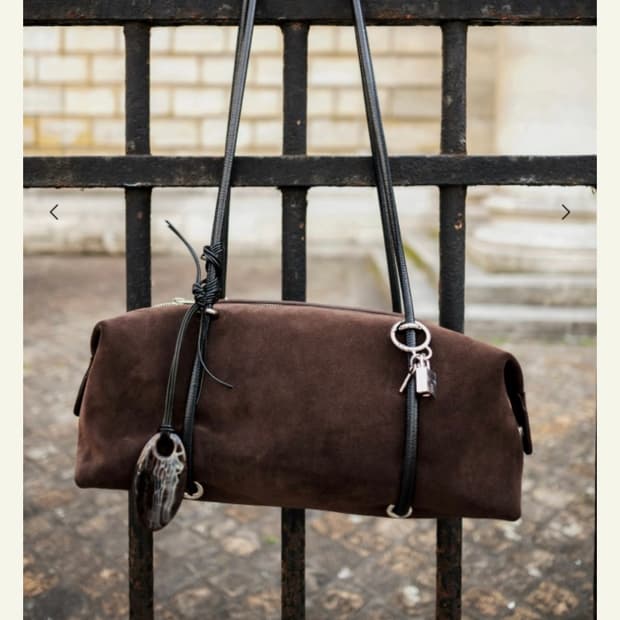 714center 마고백 스웨이드 브라운 컬러