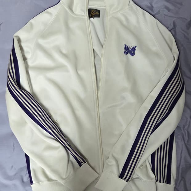 니들스 아이스화이트 트랙자켓 M