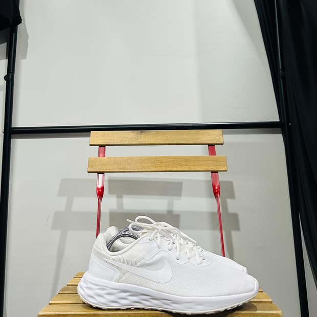 275) 나이키 운동화 남성 남자 런닝화 레볼루션 화이트