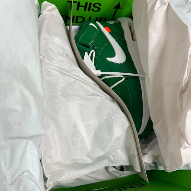 나이키 에어포스1X오프화이트