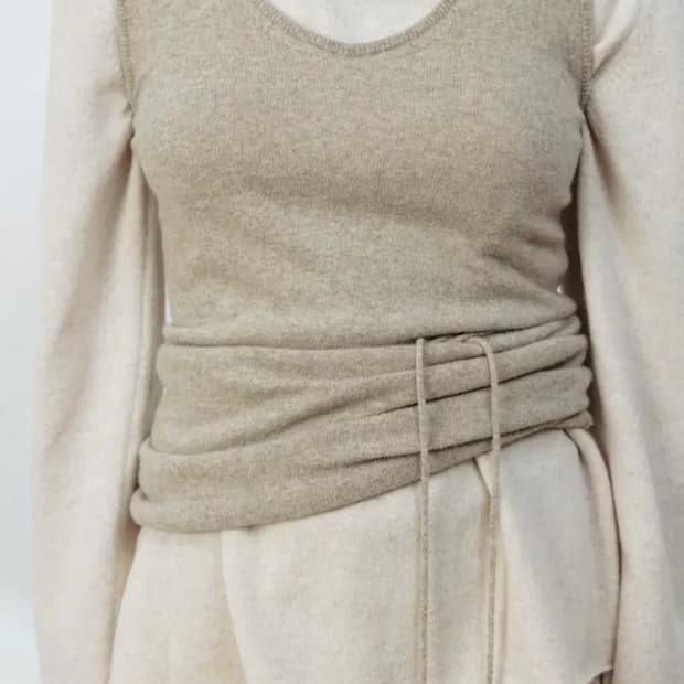 le17septembre 롱 스쿱넥 탑