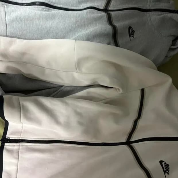 나이키 테크팩 화이트L 그레이m