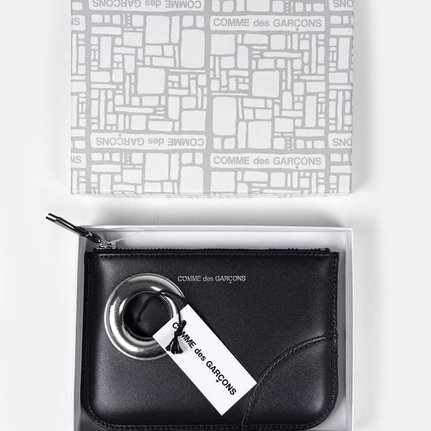 꼼데가르송 아일렛 레더 지갑