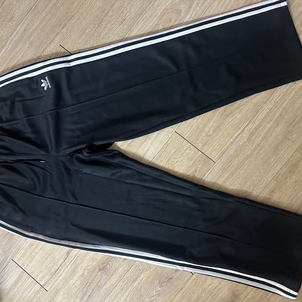 (새상품) 아디다스 베기 핏 파이어버드 트랙팬츠