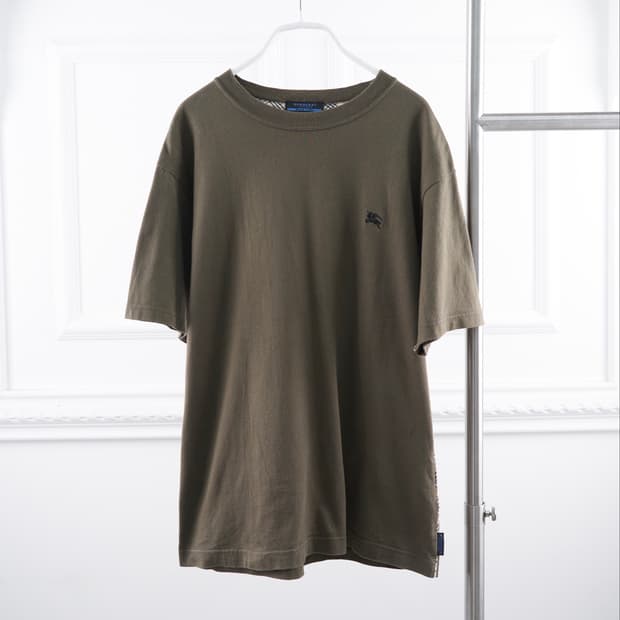 Burberry 블루라벨 노바체크 카키 반팔티셔츠