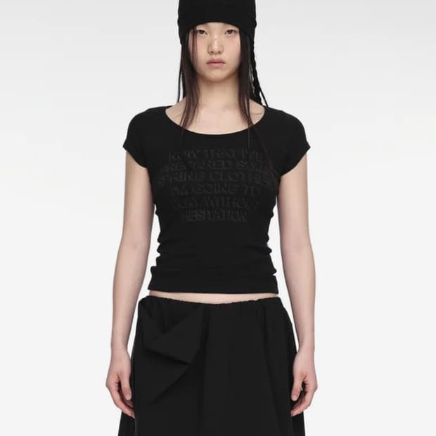 나체 CONVEX PRINTED T-SHIRT 