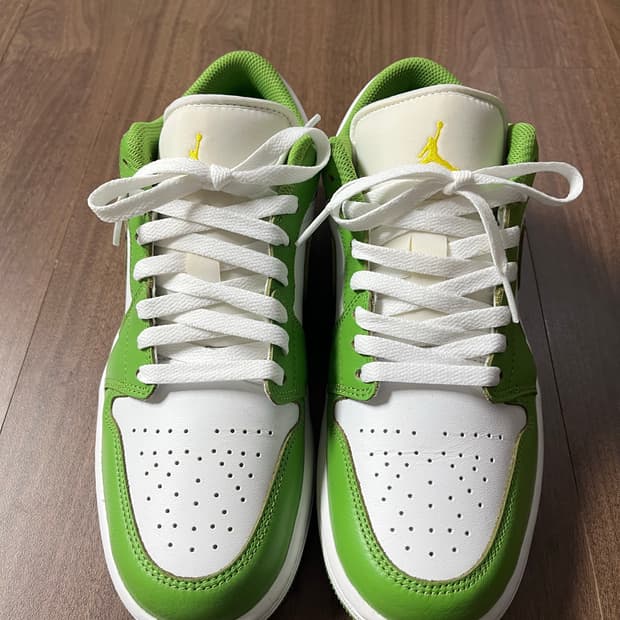 나이키 에어조던 1 로우 SE 화이트 클로로필 270 판매