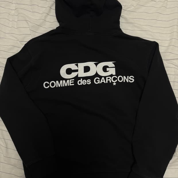 CDG 후드집업