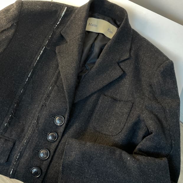 마뗑킴 러프 디테일 블레이저 자켓 