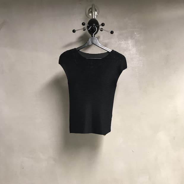 미 이세이 미야케 플리츠 블랙 탑 F(W)
