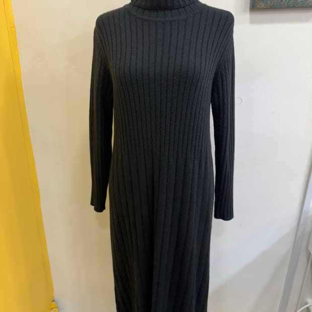vtg 블랙 목폴라 니트 원피스
