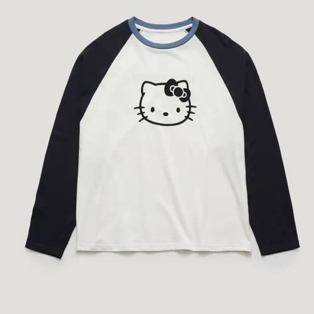 새상품)파르벵 헬로 키티 래글런 롱 슬리브 티셔츠