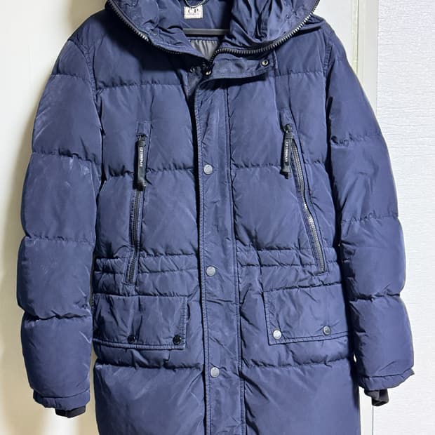 CP컴퍼니 남성 패딩 100사이즈 네이비