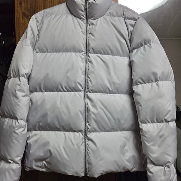 Theory 회색 패딩 P 사이즈