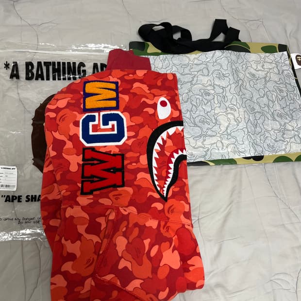 청담 베이프 샤크후드-L (풀구성,상태최상)