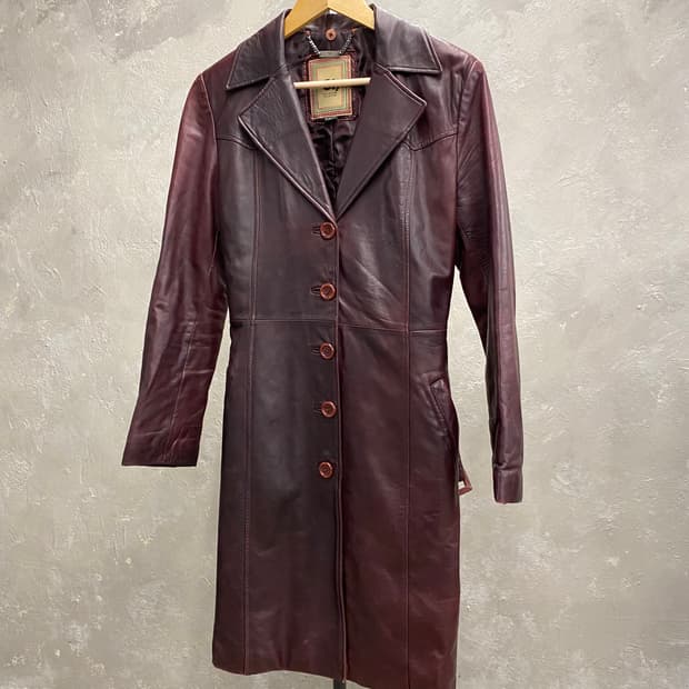[90] SI, 버건디 양가죽 벨티드 레더 코트