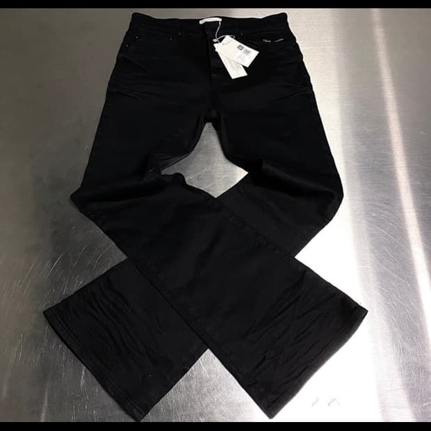 언더마이카 mu 스트레치 플레어진 구해봐요