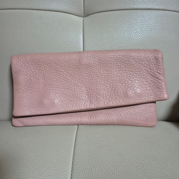 호재 소가죽  클러치백