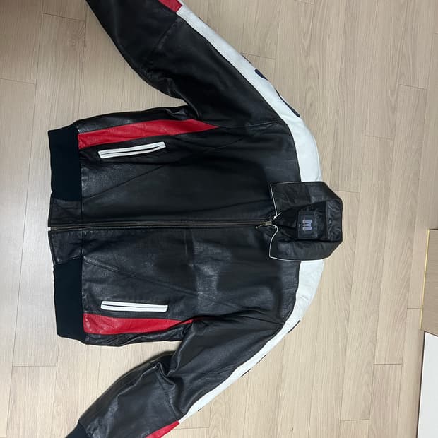 [L] 리얼레더 바시티자켓