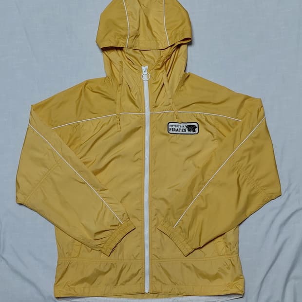 [S] 유니클로 x MLB 피츠버그 파이리츠 바람막이 (2007 아카이브