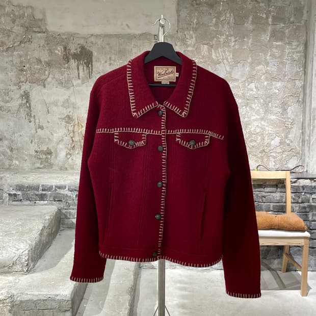 울리치 딥 레드 핸드메이드 스티치 울 자켓