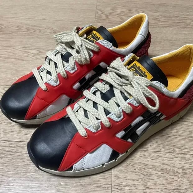 새상품  오니츠카 타이거 파빌락 270size