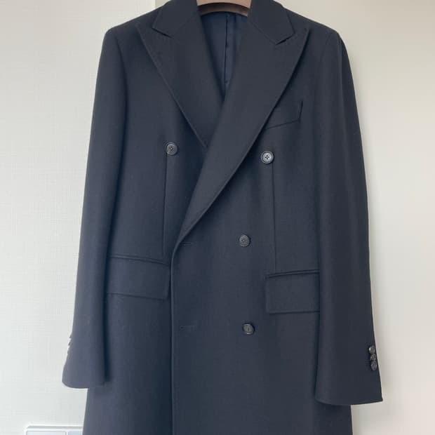 수트 서플라이(SUIT SUPPLY) 울캐시미어 블랙 더블 브레스티드코트