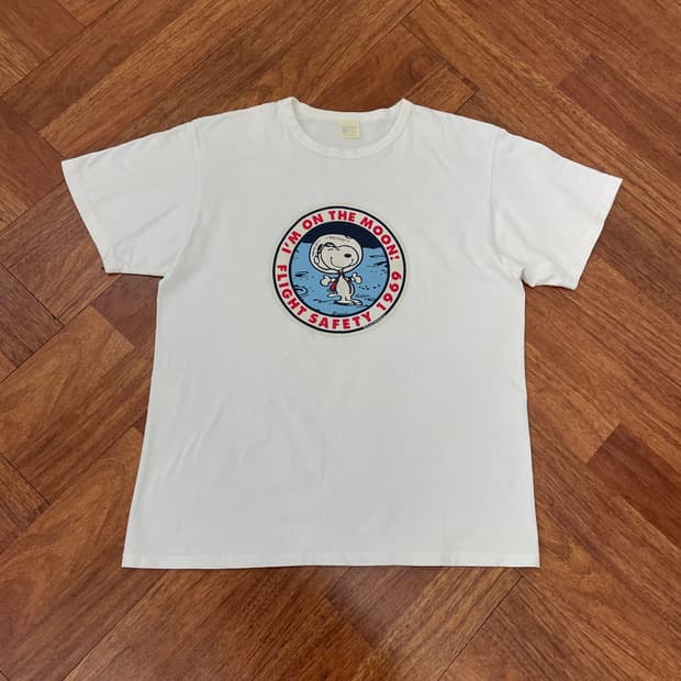 버즈릭슨 X 피넛츠 스누피 반팔티