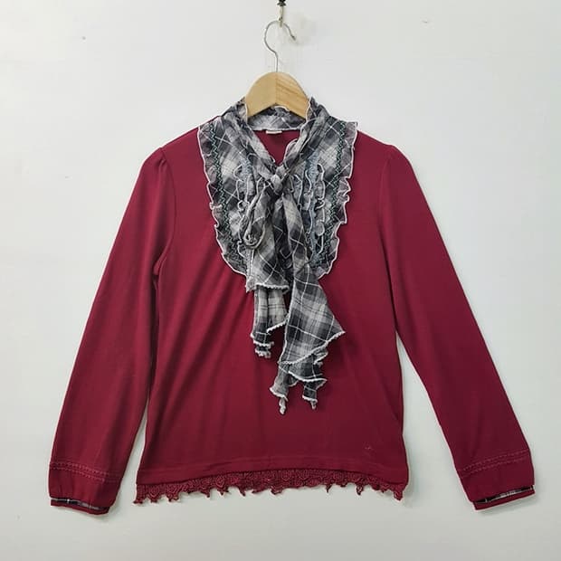 [새상품] axes femme 레이스 리본 티셔츠 버건디