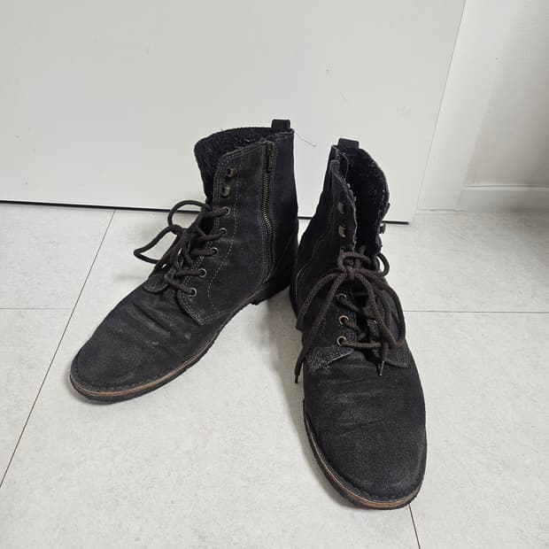 골든구스 Golden Goose 스웨이드 부츠