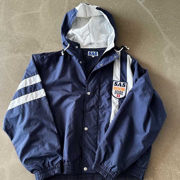 SAS 라인 윈드브레이커 바람막이