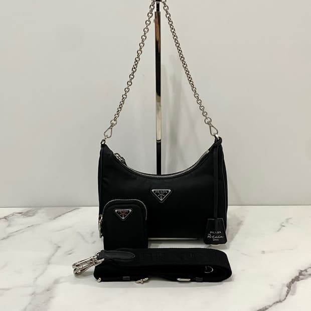 프라다 리에디션 2005 리나일론 숄더백 블랙 1BH204