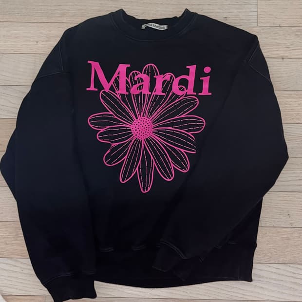 마르디 메르크디 맨투맨 검정 핑크