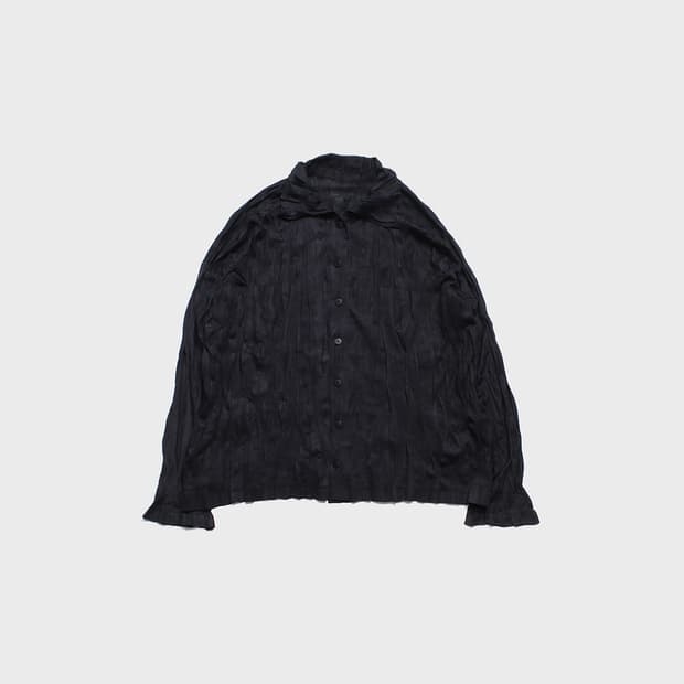 PLEATS PLEASE ISSEY MIYAKE