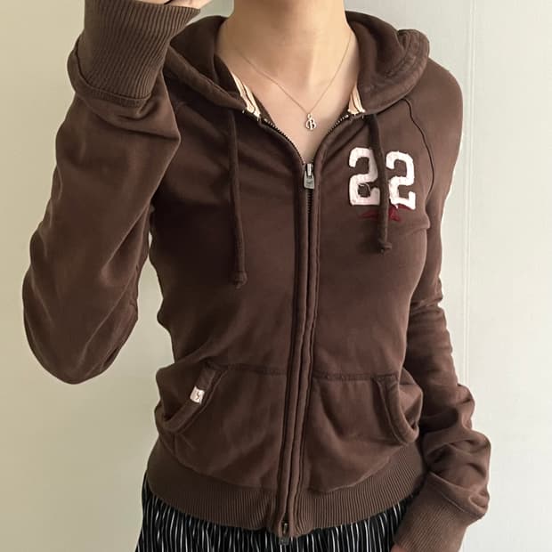 zip up hoodie