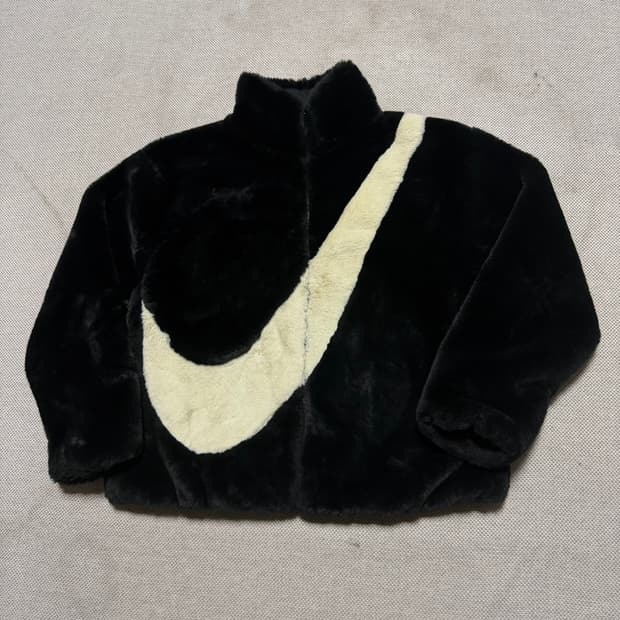 나이키 빅스우시 플러시 퍼 자켓