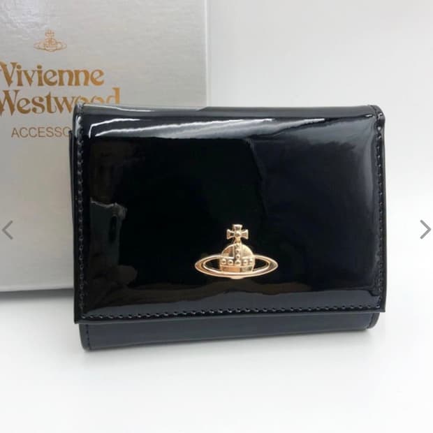 비비안웨스트우드 아카이브 금장 orb 유광 블랙 레더 하프월렛 반지갑