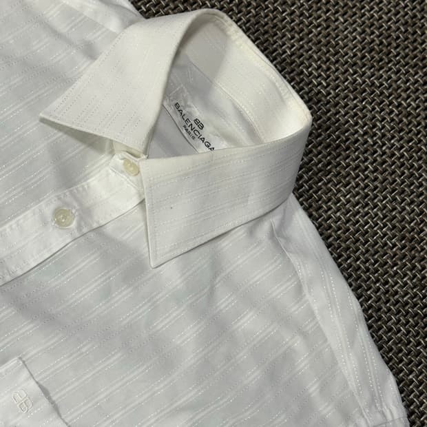 발렌시아가 구형 스트라이프 셔츠