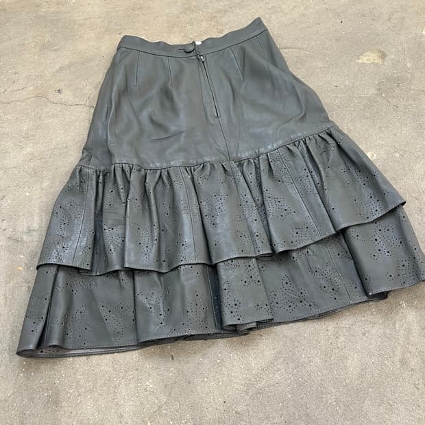 Gianfranco Bogino (Italy made) 레더 펀칭 스커트