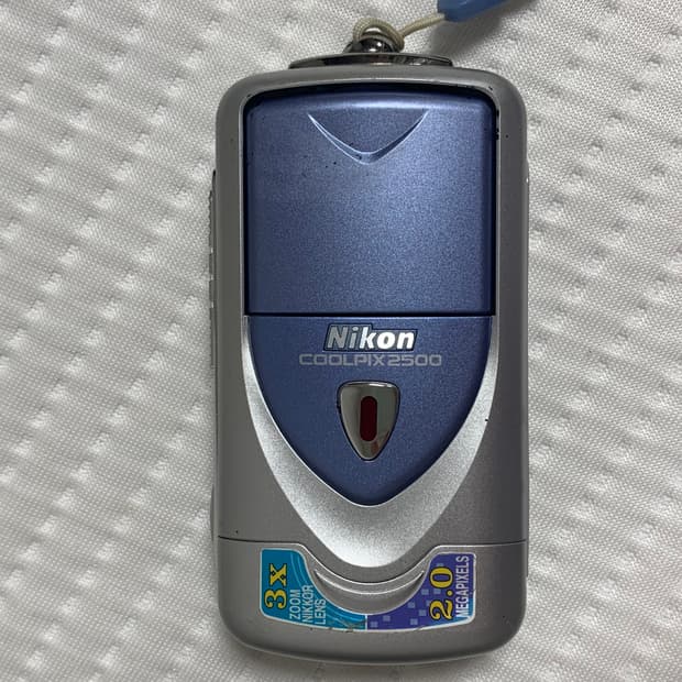 니콘 쿨픽스 2500 nikon coolpix 2500 황조지디카