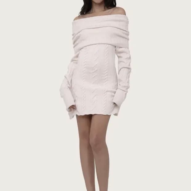 클리시어 오프숄더 니트 미니 원피스 러브 노트 원피스